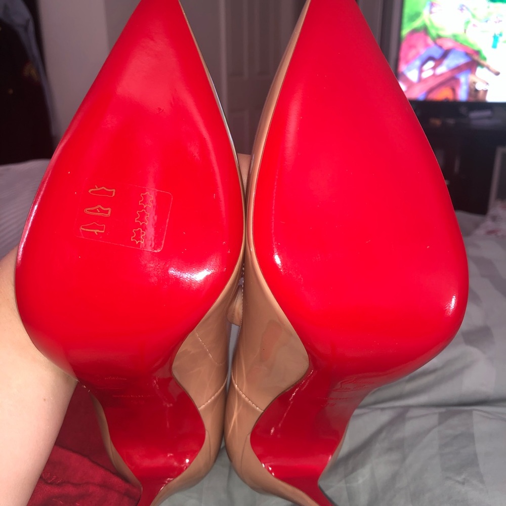 SOLD!!! Christian Louboutin: So Kate NEW - Picture 6 of 10